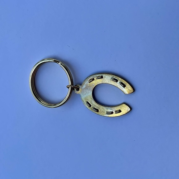 Vintage Gold/copper-tone Horseshoe Keychain - Picture 3 of 5